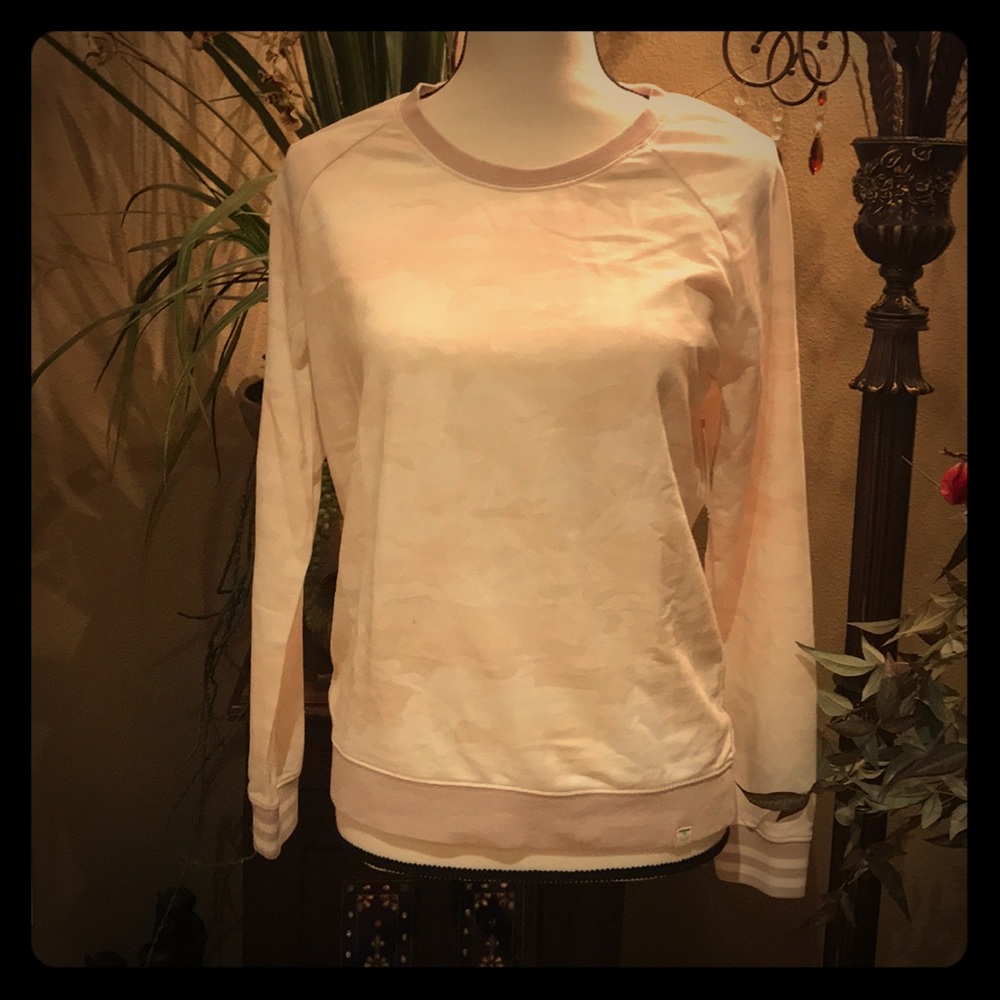 Pull over womens shirts